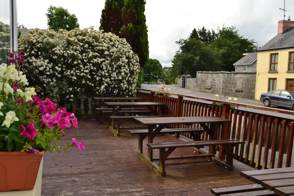 Fairhill House Hotel Clonbur Exterior photo